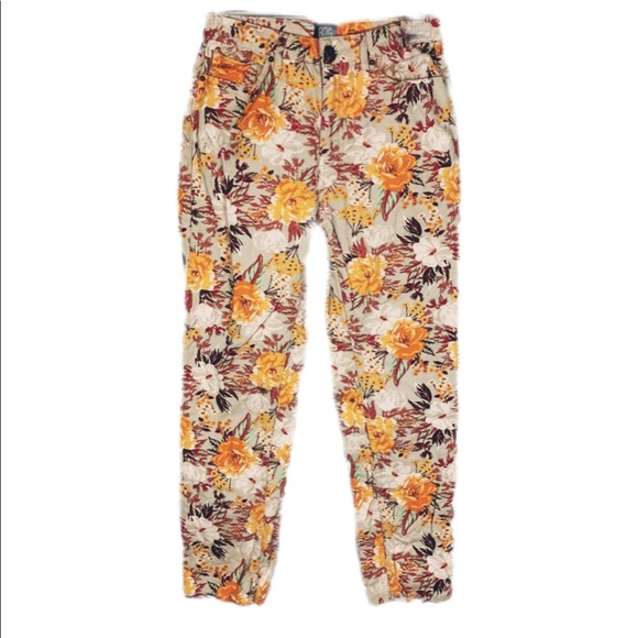 BDG tan Floral Print Mom High Rise baggy tapered jeans Size 26 - Picture 2 of 8